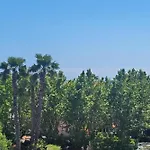 Bright Seafront Apartment Frejus