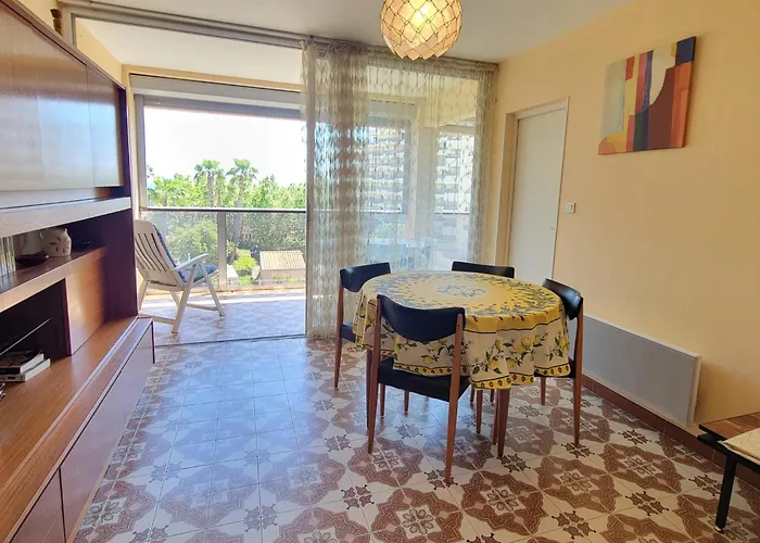 Bright Seafront Apartman Fréjus